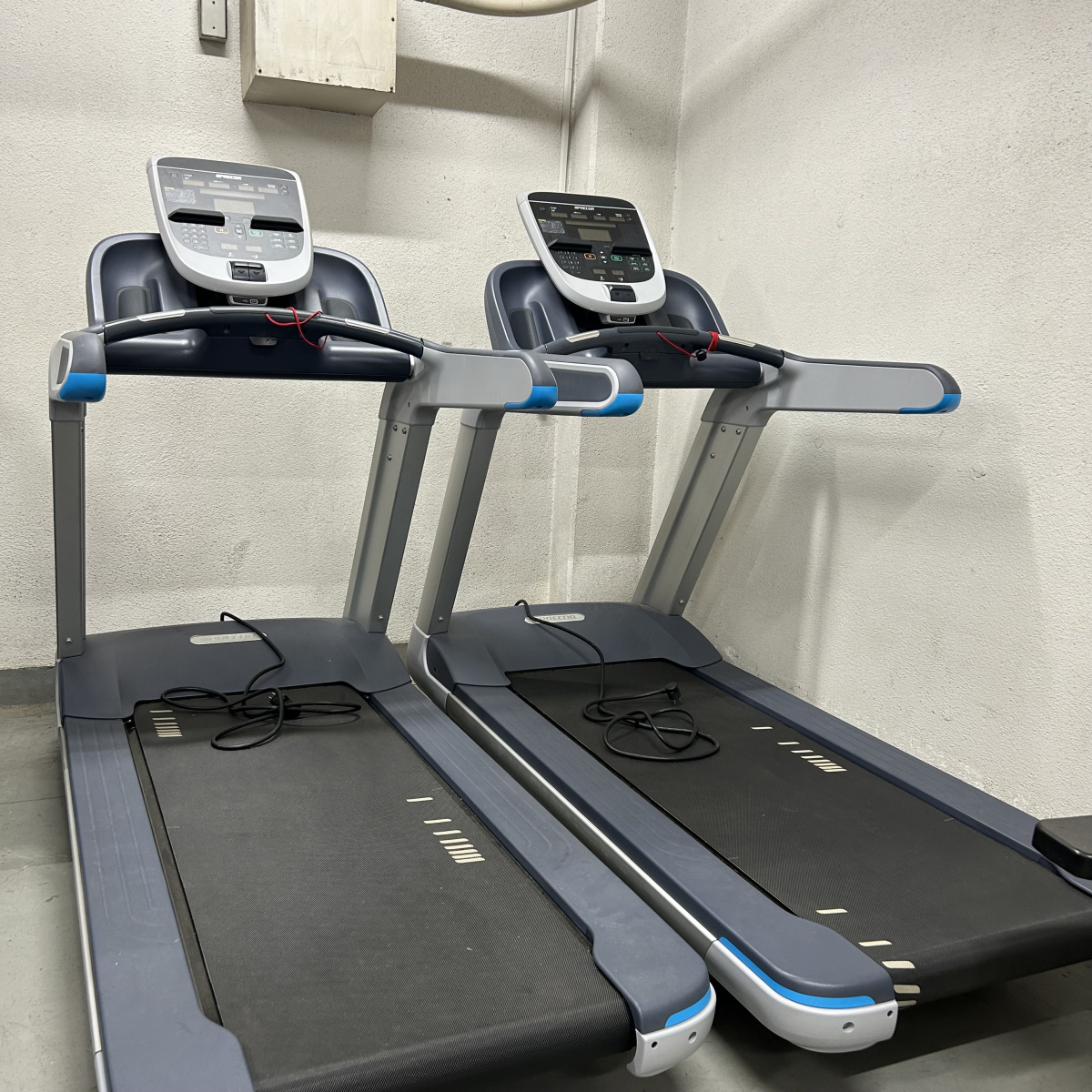 トレッドミルTRM835（200V）2台セット（中古）（プリコー）-ジムガレージ